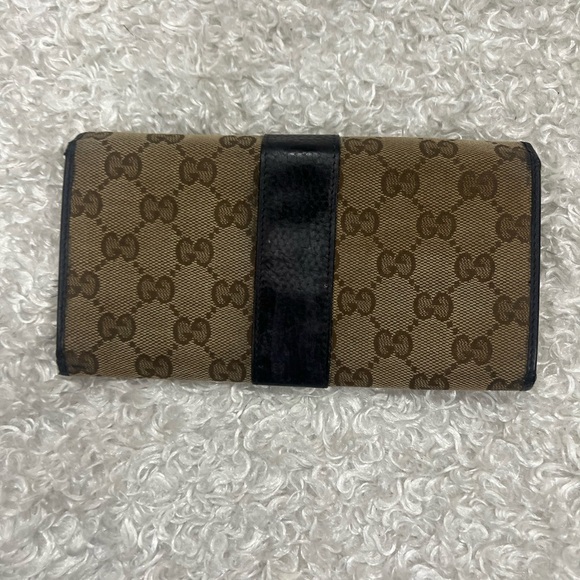 Gucci Beige GG Canvas and Leather Flap Wallet - Picture 2 of 12